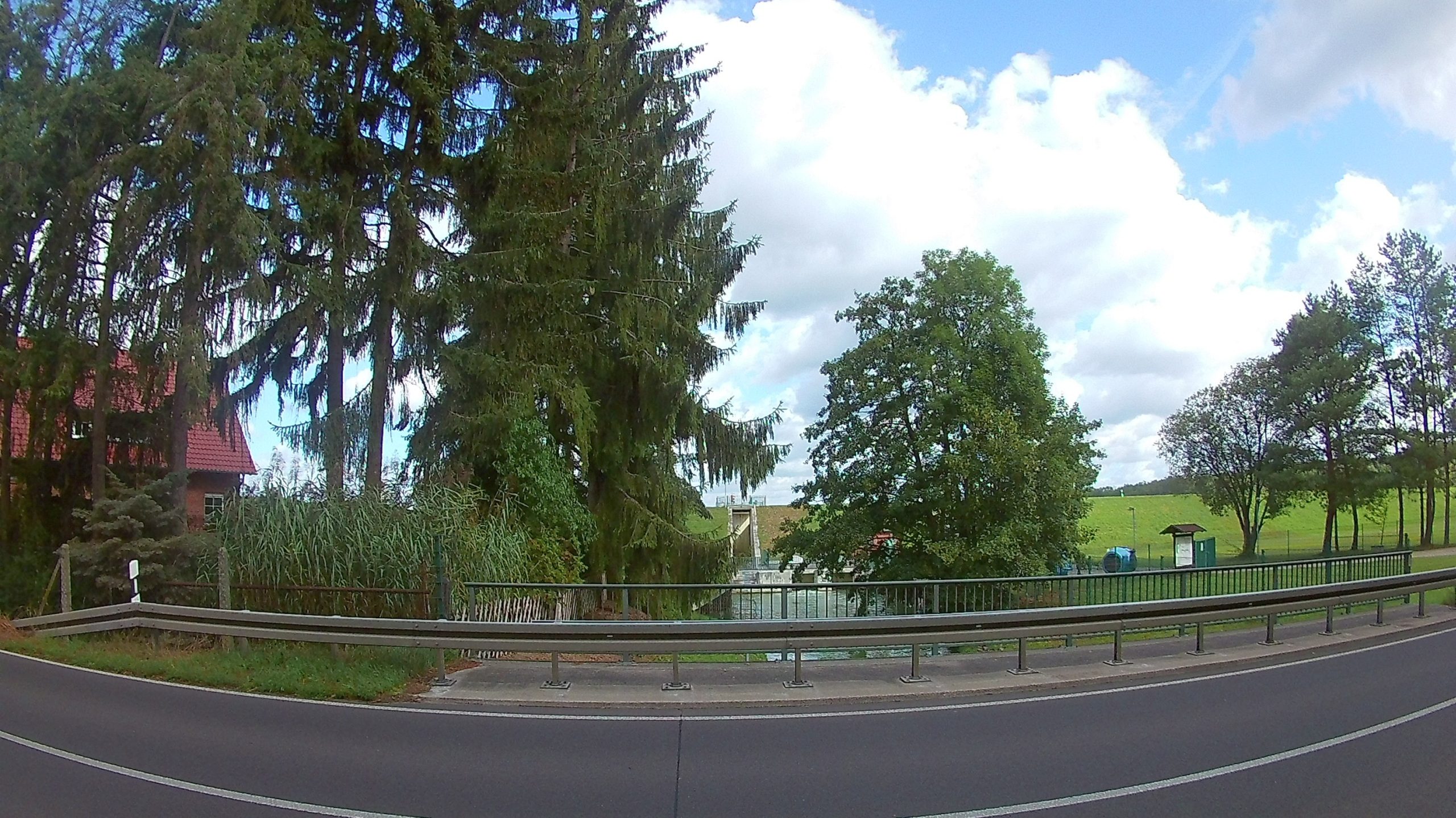 Kyritzer-Seenplatte-Staudamm-111